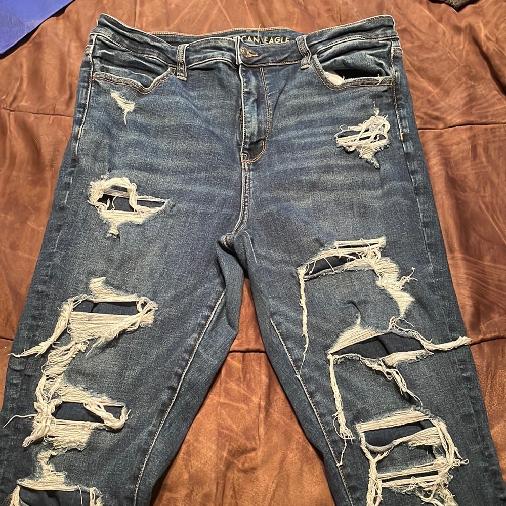 American eagle ripped skinny jeans